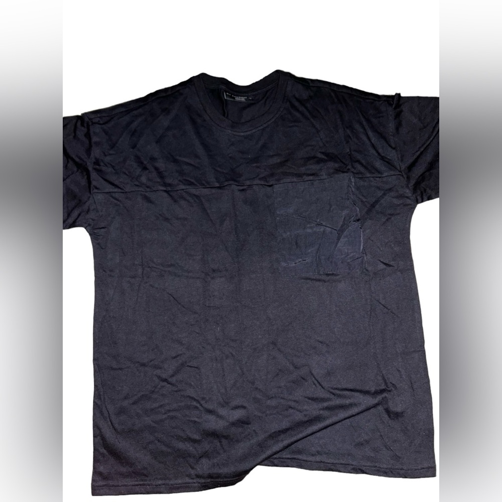 No Boundaries Men’s Black Tee w/Pocket NWT